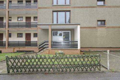 Eingang - Charmante 1,5-Zimmer-Wohnung mit Südbalkon & Stellplatz