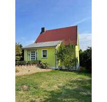 Ihr neues Zuhause: Freistehendes Einfamilienhaus mit großzügigem Garten in ruhiger Lage - Grimma Kössern