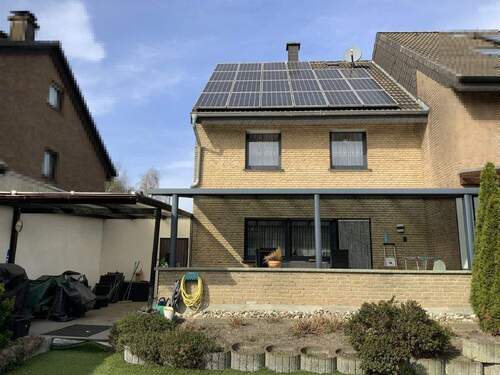 Rückansicht Wohnhaus - Diese Doppelhaushälfte könnte Ihr neues Zuhause sein!