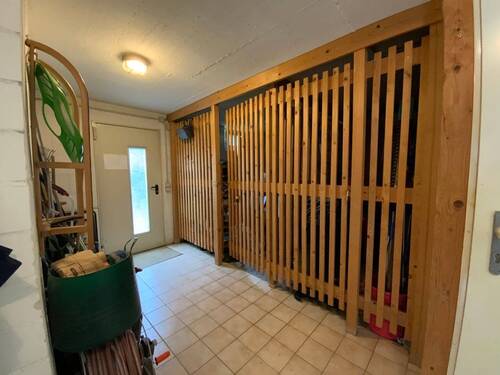 Haus A / Keller mit Seitenausgang - 