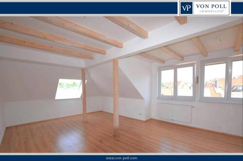 Wohnzimmer - Wohnen mit Blick über Ansbach! Attraktive 3-Zimmer-Wohnung mit Garage!