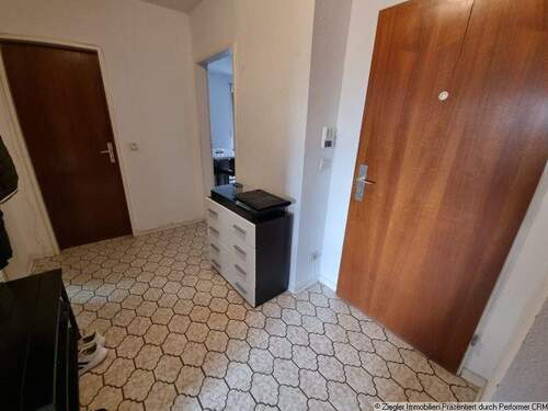 2 Diele - 2 Zimmer Etagenwohnung zum Kaufen in Edingen-Neckarhausen