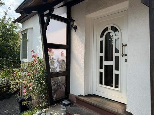 Hauseingang - 5 Zimmer Mehrfamilienhaus, Wohnhaus zum Kaufen in Osterode am Harz