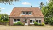 Außenansicht 3 - Familienidyll mit Potenzial - Großzügiges Einfamilienhaus auf parkähnlichem Grundstück