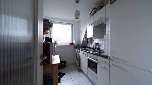 Küche mit EBK WHG OG - 