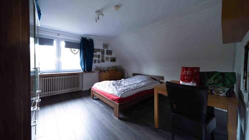Schlafzimmer WHG OG - 