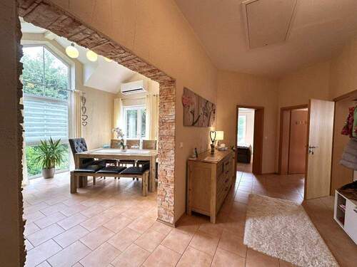 Bild 2 - 3 Zimmer Etagenwohnung zum Kaufen in Lemberg