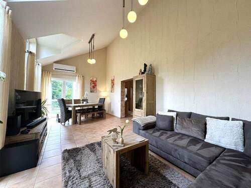 Bild 3 - 3 Zimmer Etagenwohnung in Lemberg