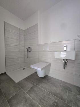Duschbad im Erdgeschoss - 