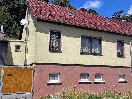 Straßenansicht - 4 Zimmer Doppelhaushälfte zum Kaufen in Ohrdruf