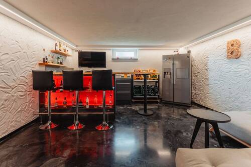Bar Bild 2 - 