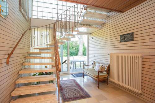 Diele mit Zugang zu Terrasse und Garten - 