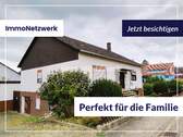 Titelbild - Gut gewohnt ist halb gelebt: Einfamilienbungalow in Bretten-Gölshausen