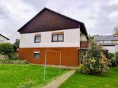 Blick vom Garten - 5 Zimmer Einfamilienhaus zum Kaufen in Bretten / Gölshausen