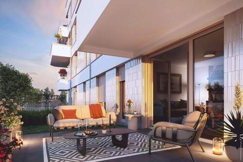 Terrasse EG - Schöne 4 Zimmer-Wohnung mit ca. 138m² samt Badewanne, Dusche , Terrasse und Garten