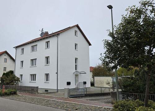 Bild 1 - Erstbezug nach Renovierung - Charmantes Mehrfamilienhaus in zentraler Lage von Buchloe