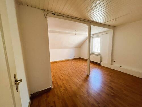 Schlafzimmer im Dachgeschoss - 