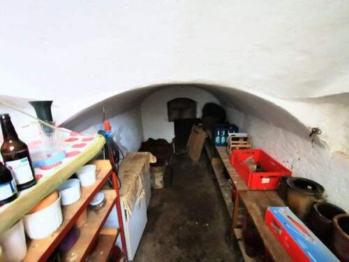 Tonnengewölbe im Keller - 