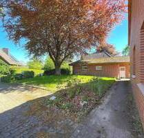Verkaufsangebot für ein Einfamilienhaus, ca. 160 m² Wohnfläche, aufgeteilt in zwei Einheiten, eigenes Grundstück ca. 1.000 m², in Sottorf-Rosengarten