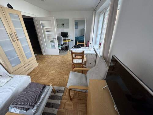 Wohn-u.Esszi. - 1 Zimmer Etagenwohnung zur Miete in Wedel