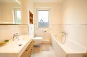 Neubau Badezimmer OG - 