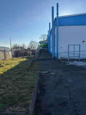 Zugang Gewerbe I (hinter dem Gebäude) - Büro in Rudolstadt