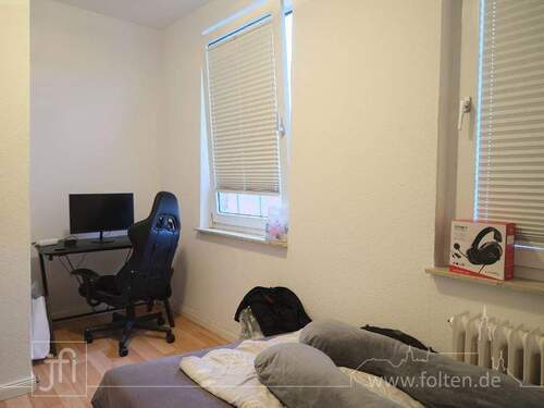 Schlafzimmer - 2 Zimmer Etagenwohnung in Leer (Ostfriesland)