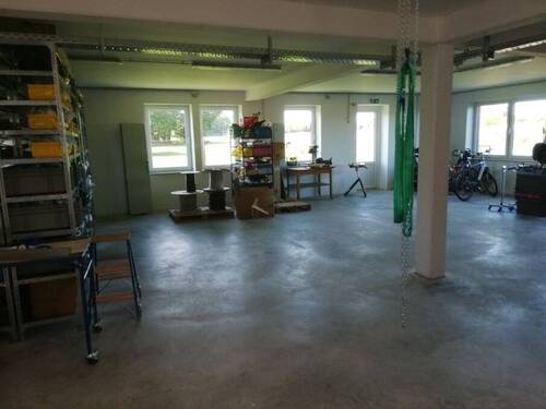 e4835837-4692-4085-aa51-e3281ff912ed.jpg - 