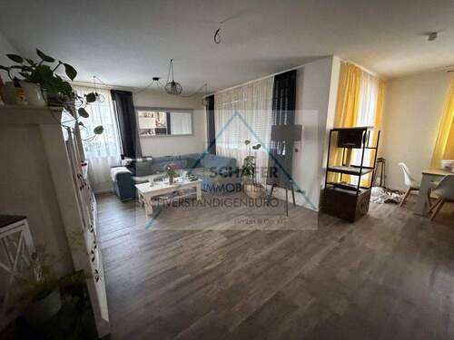 Wohnzimmer - 5 Zimmer Etagenwohnung zur Miete in Syke