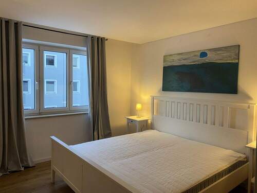 voll möbliertes Schlafzimmer - 