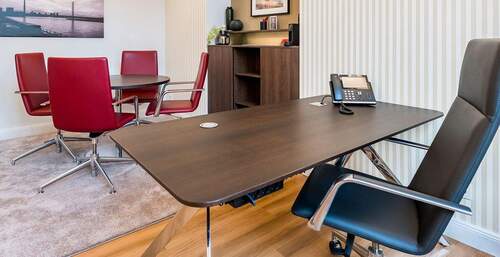 Flex Desk im OpenSpace - Flexible Büros und Coworking Space direkt am KöGraben - All-in-Miete