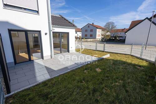 Terrasse - Etagenwohnung mit 91,00 m&sup2; in Pörnbach zum Kaufen