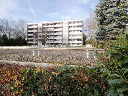 Vorderansicht - 3 Zimmer Etagenwohnung zum Kaufen in Ratingen