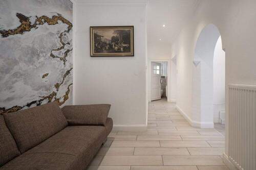 Diele - Büro mit 106,00 m&sup2; in München zum Kaufen