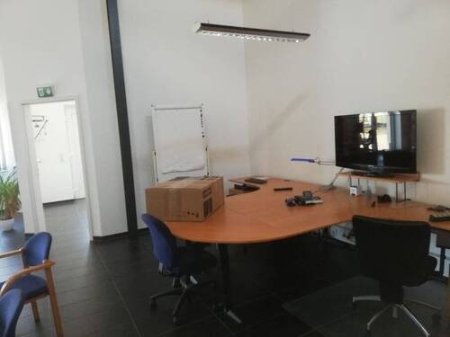 a8b6af00-0cf6-475f-9bec-95601747a3f8.jpg - 