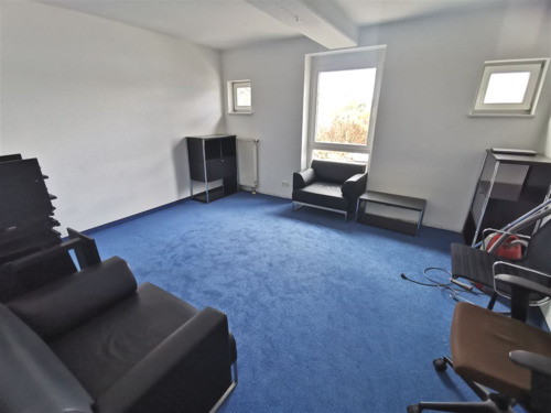 Raum 2 - Büro mit 86,00 m&sup2; in Engen zur Miete