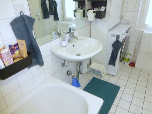 Bad, Blick 2 - 