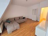 Wohnzimmer - 2 Zimmer Etagenwohnung zur Miete in Berlin