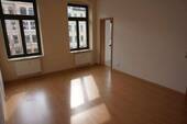 Wohnzimmer - 2 Zimmer Etagenwohnung zur Miete in Chemnitz