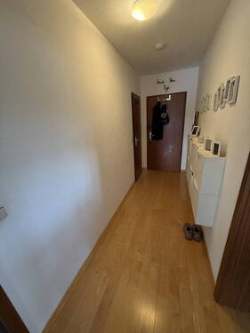 Heller Eingangsbereich - 