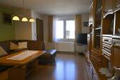 Wohnzimmer - 4 Zimmer Reihenmittelhaus zum Kaufen in Essen / Stoppenberg