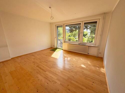 Wohnzimmer - 4 Zimmer Reihenmittelhaus zum Kaufen in Göttingen