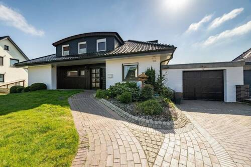 Außen - Dorum Viel Platz für die ganze Familie - charmantes Einfamilienhaus mit Weitblick und großem Garten