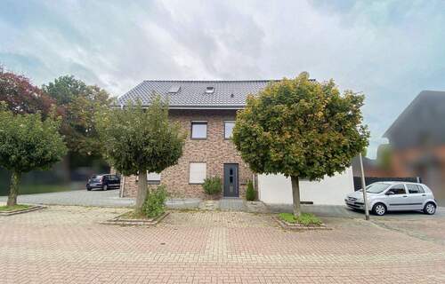 0 - 1 Zimmer Mehrfamilienhaus, Wohnhaus in Geilenkirchen / Waurichen