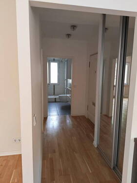 Wohnungsflur - 2 Zimmer Etagenwohnung in Berlin