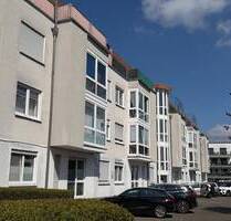 Stilvolle Eigentumswohnung mit ca. 80 m² Wfl., 3 Zimmern & 3 Stellplätzen in Top-Lage von Hennef!