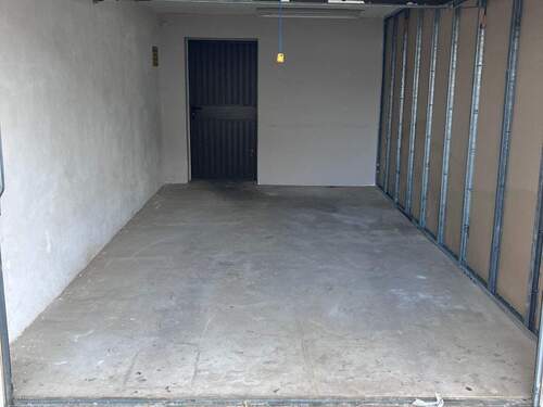 Garage - 