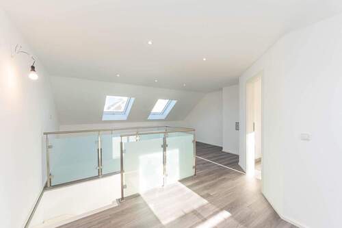 unbenannt-64 - Sonniges Familiendomizil * Vollmöbliert * Kernsaniert * Pelletheizung * neues Dach