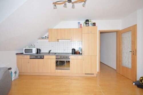 Einbauküche inklusive - Etagenwohnung mit 66,00 m&sup2; in Neumarkt in der Oberpfalz zur Miete
