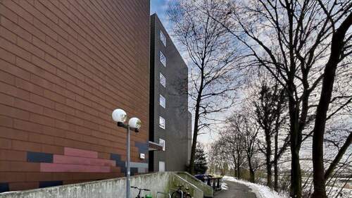 Außenansicht Haus - 3 Zimmer Etagenwohnung zum Kaufen in Hannover